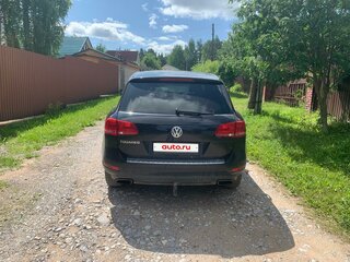 2014 Volkswagen Touareg II, чёрный, 2310000 рублей, вид 3