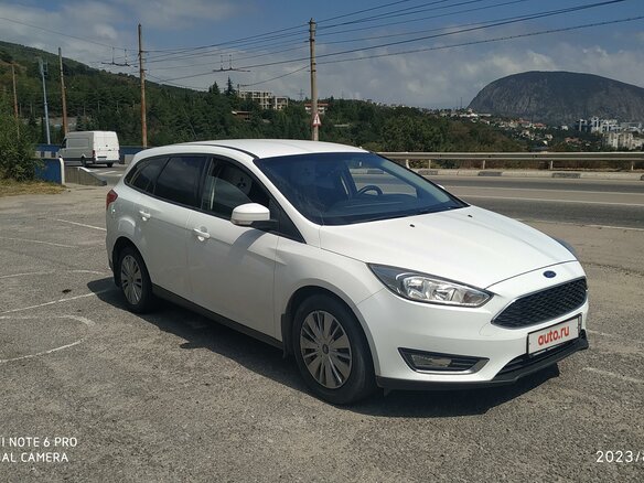 2016 Ford Focus III Рестайлинг, белый, 1200000 рублей