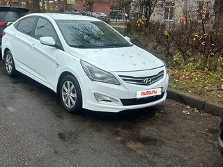 2014 Hyundai Solaris I Рестайлинг, белый, 800000 рублей, вид 4