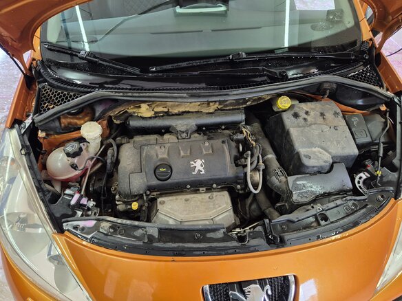 2007 Peugeot 207 I, оранжевый, 470000 рублей - вид 6