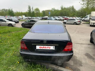 2000 Mercedes-Benz S-Класс 320 IV (W220), синий, 550000 рублей, вид 5