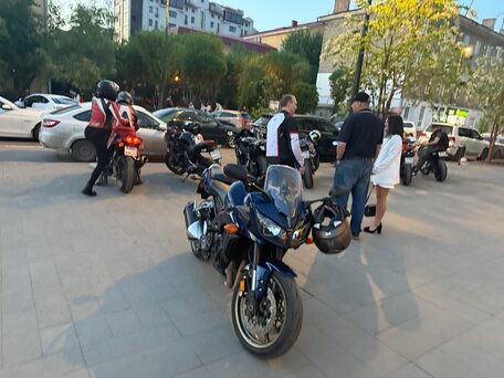 2014 Yamaha FZ1, синий, 725000 рублей, вид 1
