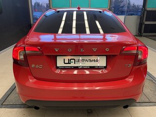 2012 Volvo S60 II, красный, 750000 рублей, вид 5