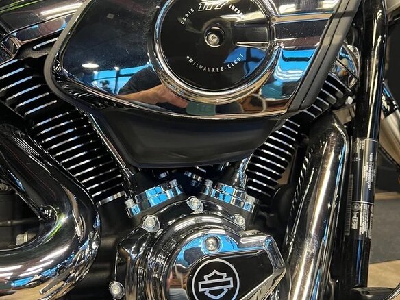2025 Harley-Davidson Fat Boy, красный, 3950000 рублей - вид 6