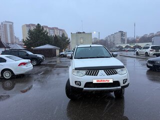 2013 Mitsubishi Pajero Sport II, белый, 1550000 рублей, вид 1