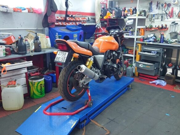 1995 Honda CB 400 Super Four, оранжевый, 275000 рублей - вид 30
