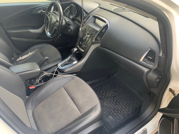 2011 Opel Astra J, белый, 650000 рублей - вид 6