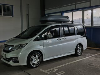 2015 Honda Stepwgn Spada V, белый, 1950000 рублей, вид 3