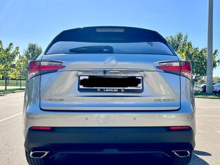 2017 Lexus NX 200t I, серый, 3400000 рублей, вид 4