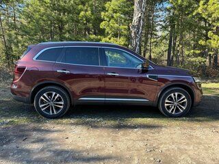 2017 Renault Koleos II, красный, 2430000 рублей, вид 3