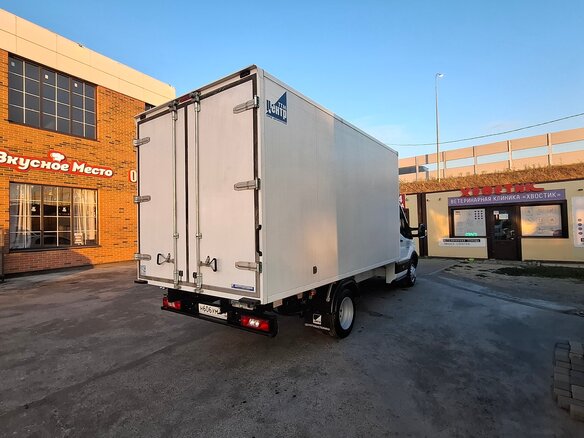 2020 Ford Transit, белый, 2350000 рублей - вид 12