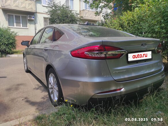 2020 Ford Fusion (North America) II Рестайлинг, серебристый, 1950000 рублей - вид 7