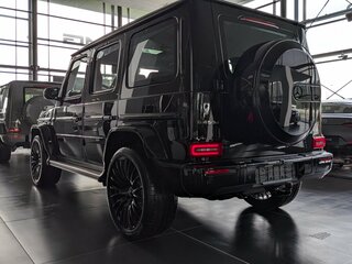 2026 Mercedes-Benz G-Класс 450 d III (W465) Рестайлинг, чёрный, 25000000 рублей, вид 3