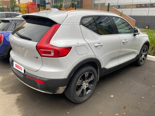 2021 Volvo XC40 I, серый, 3400000 рублей, вид 4