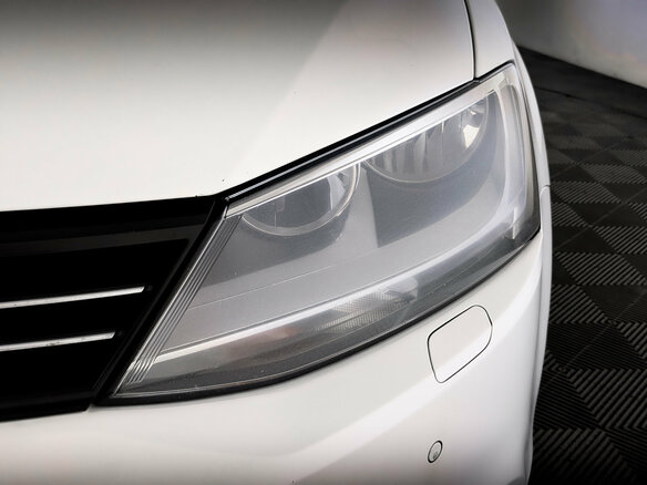 2013 Volkswagen Jetta VI, белый - вид 16