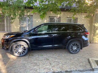 2019 Toyota Highlander III (XU50) Рестайлинг, чёрный, 4150000 рублей, вид 5