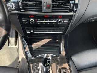 2017 BMW X4 20i I (F26), белый, 2950000 рублей, вид 4