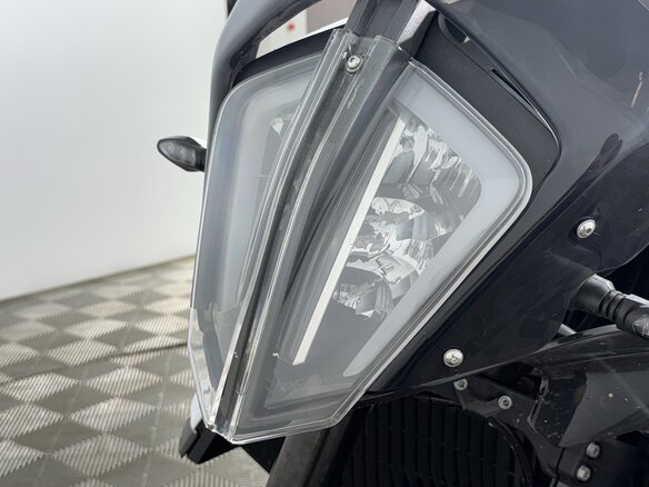 2019 KTM 790 Adventure, белый, 880000 рублей - вид 9