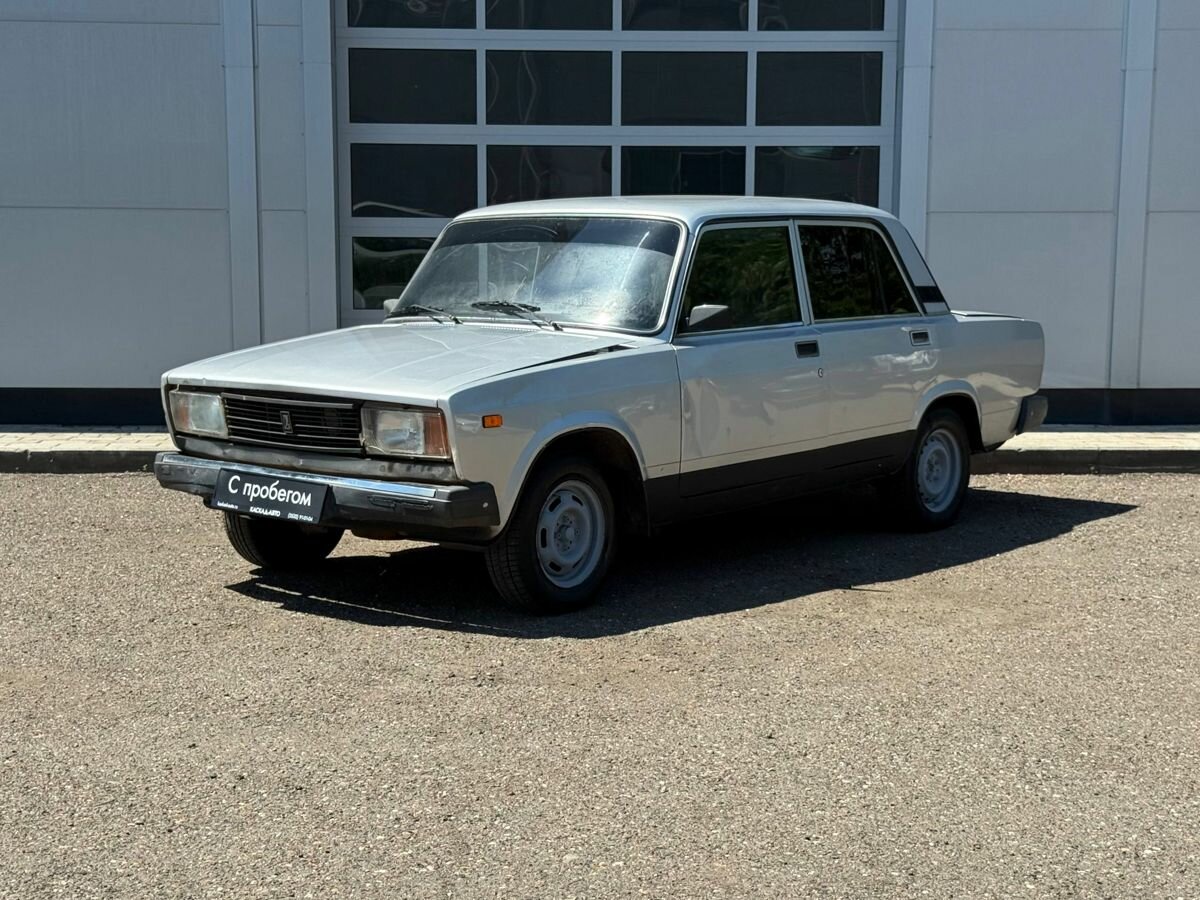 Открыть фотографии: Lada (ВАЗ) 2105