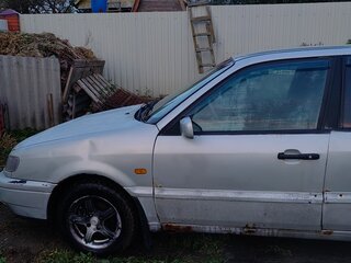 1996 Volkswagen Passat B4, серый, 140000 рублей, вид 5