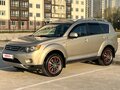2008 Mitsubishi Outlander II, бежевый, 1200000 рублей