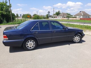 1995 Mercedes-Benz S-Класс 350 III (W140) Рестайлинг, синий, 1050000 рублей, вид 3