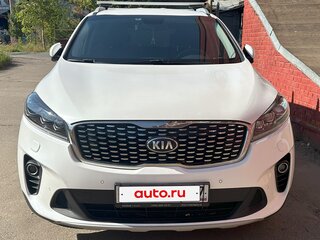 2018 Kia Sorento III Prime Рестайлинг, белый, 2700000 рублей, вид 1