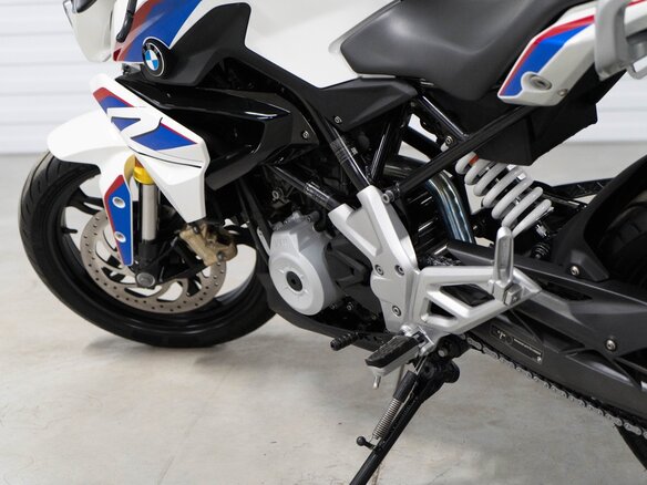 2018 BMW G 310 R, белый - вид 10