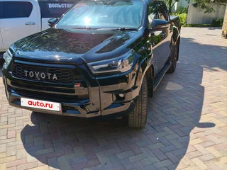 2022 Toyota Hilux VIII Рестайлинг 2, чёрный, 4700000 рублей, вид 2