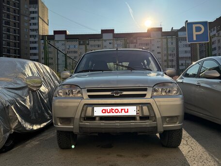 2004 Chevrolet Niva I, серебристый, 340000 рублей, вид 3