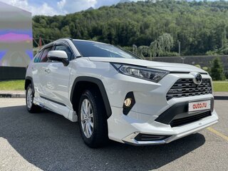 2021 Toyota RAV4 V (XA50), белый, 4000000 рублей, вид 2