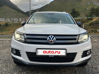 2013 Volkswagen Tiguan I Рестайлинг, белый, 1550000 рублей, вид 1