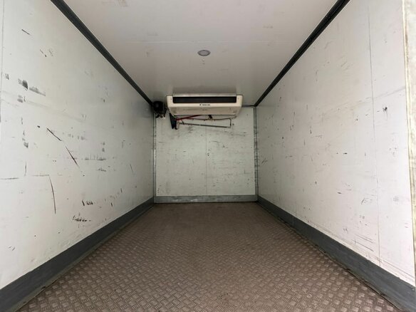 2021 Isuzu Elf (N-series), белый, 2500000 рублей - вид 14