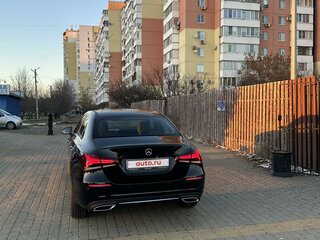 2021 Mercedes-Benz A-Класс 200 IV (W177), чёрный, 6000000 рублей, вид 3