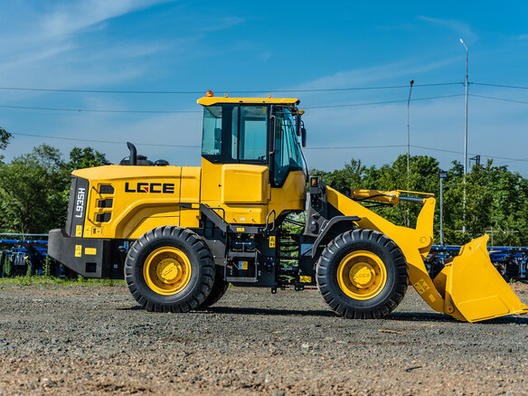 2025 LGCE L935H, жёлтый, 4990000 рублей - вид 4