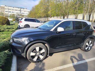 2021 Volvo XC40 I, чёрный, 3500000 рублей, вид 3
