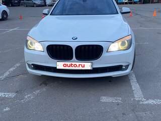 2011 BMW 7 серии Long 750Li V (F01/F02/F04), белый, 1470000 рублей, вид 1