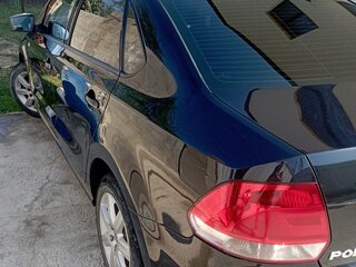 2011 Volkswagen Polo V, чёрный, 750000 рублей, вид 4