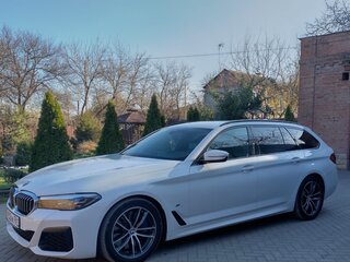 2020 BMW 5 серии 530d VII (G30/G31/G38) Рестайлинг, белый, 4970000 рублей, вид 1