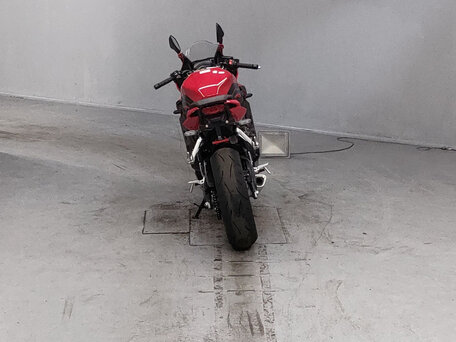 2023 Honda CBR 650R, красный, 890000 рублей, вид 4