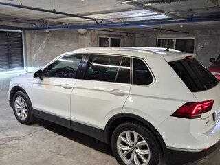 2016 Volkswagen Tiguan II, белый, 2300000 рублей, вид 3