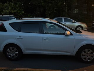 2010 Kia Ceed I Рестайлинг, белый, 1000000 рублей, вид 2