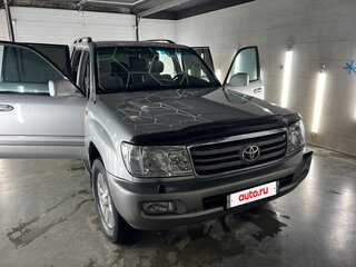 2006 Toyota Land Cruiser 100 Series Рестайлинг 2, серебристый, 4200000 рублей, вид 3