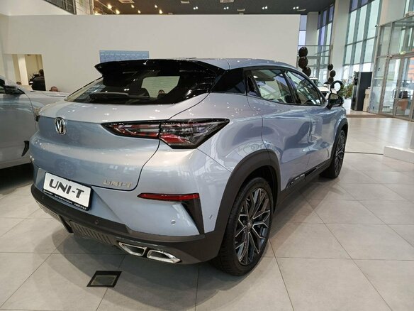 2024 Changan UNI-T I, синий, 3309900 рублей - вид 2