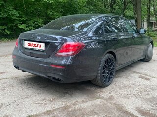 2019 Mercedes-Benz E-Класс 200 V (W213, S213, C238), чёрный, 3000000 рублей, вид 4
