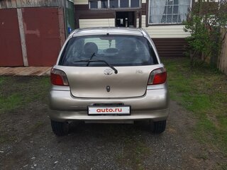2001 Toyota Vitz I (P10), серый, 360000 рублей, вид 3