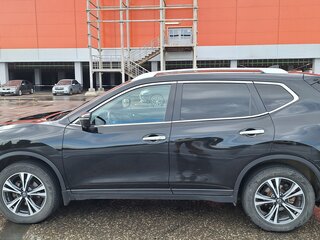 2020 Nissan X-Trail III Рестайлинг, чёрный, 2300000 рублей, вид 4