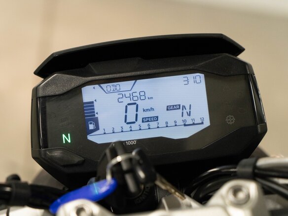 2018 BMW G 310 R, белый - вид 14