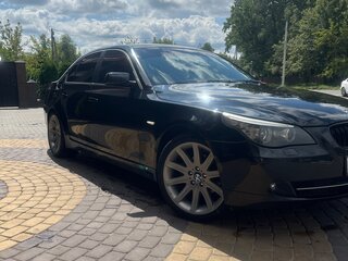 2008 BMW 5 серии 520i V (E60/E61) Рестайлинг, чёрный, 1050000 рублей, вид 5