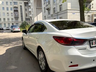 2017 Mazda 6 III (GJ) Рестайлинг, белый, 1700000 рублей, вид 4